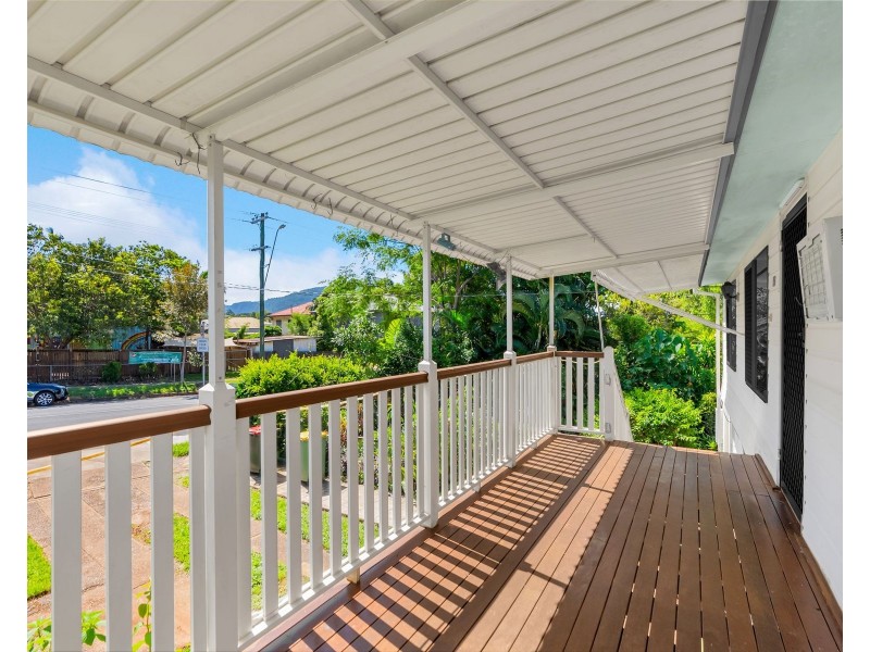 13 Redlynch Intake Road, Redlynch QLD 4870