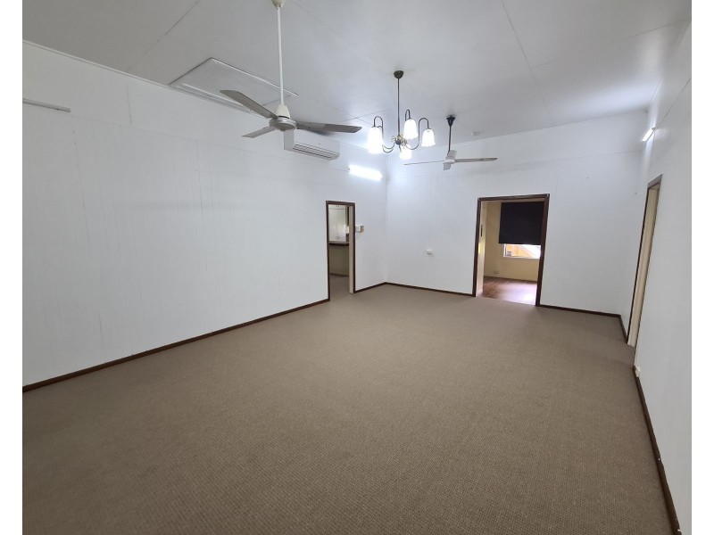 13 Redlynch Intake Road, Redlynch QLD 4870