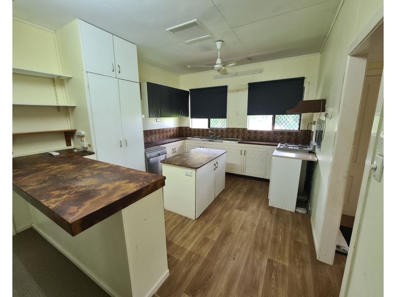 13 Redlynch Intake Road, Redlynch QLD 4870