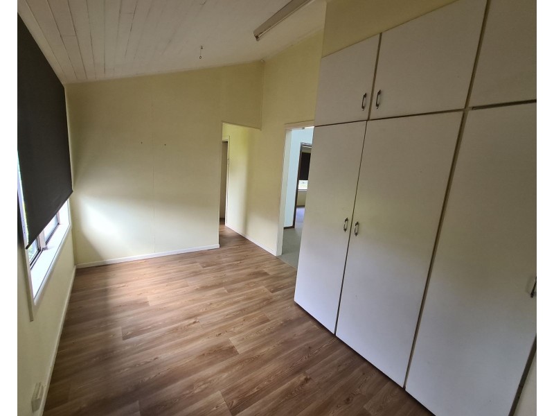 13 Redlynch Intake Road, Redlynch QLD 4870