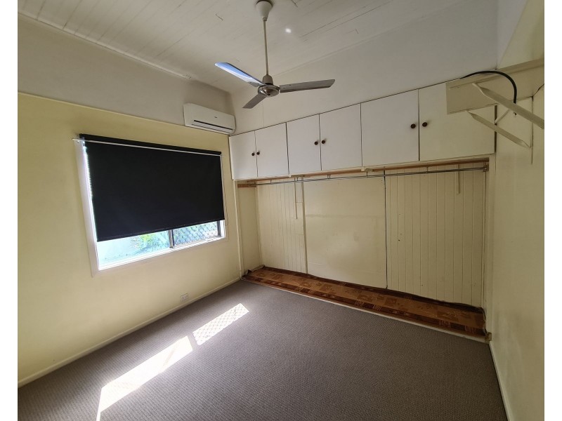 13 Redlynch Intake Road, Redlynch QLD 4870