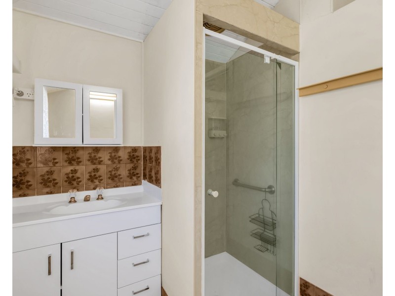 13 Redlynch Intake Road, Redlynch QLD 4870