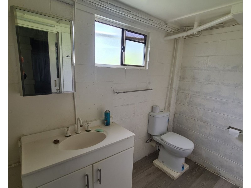 13 Redlynch Intake Road, Redlynch QLD 4870