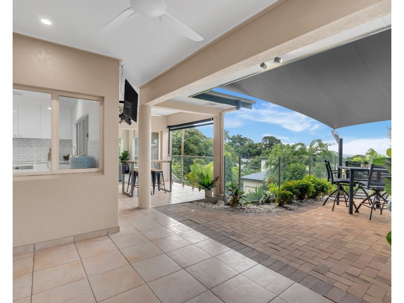 19 Oceanview Place, Mooroobool QLD 4870