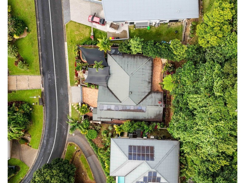 19 Oceanview Place, Mooroobool QLD 4870