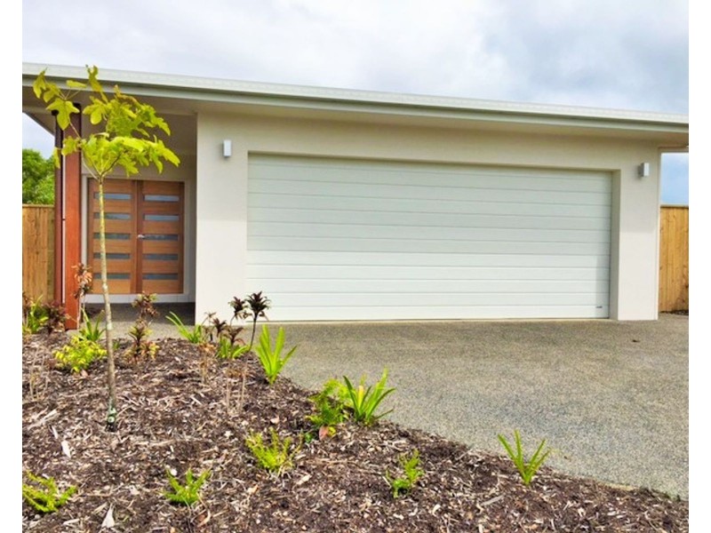 50 Seaways Street, Trinity Beach QLD 4879