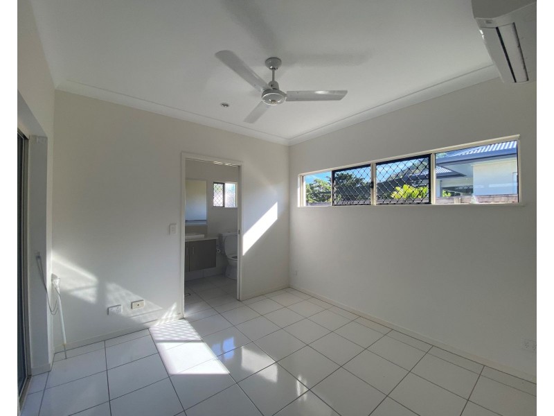 50 Seaways Street, Trinity Beach QLD 4879