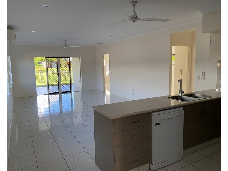 50 Seaways Street, Trinity Beach QLD 4879