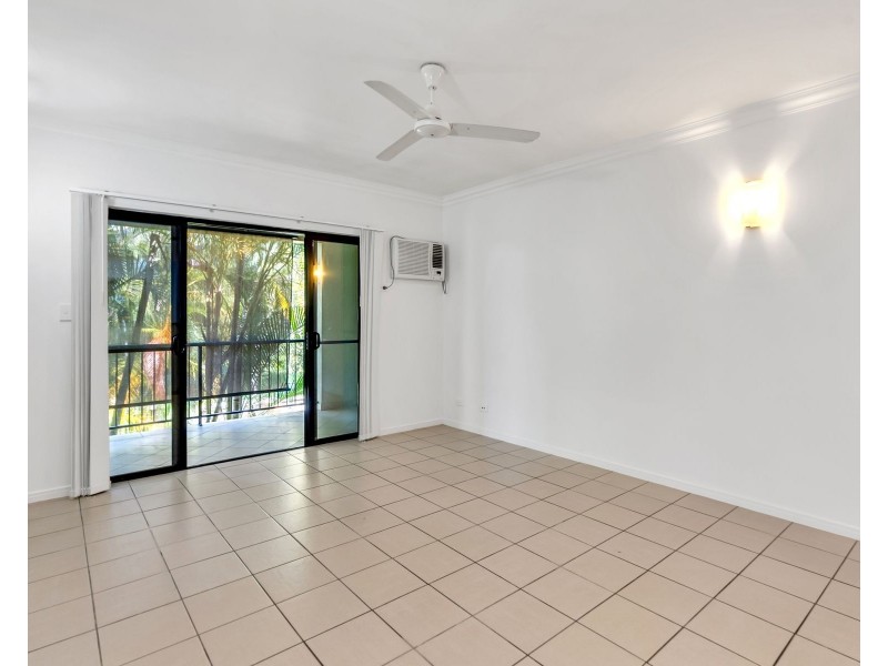 3/83 Hayward Street, Mooroobool QLD 4870