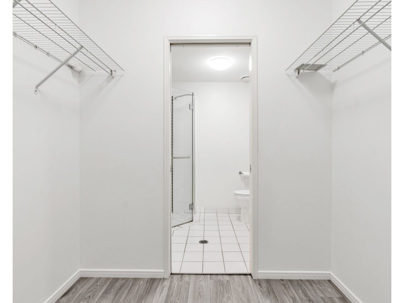 3/83 Hayward Street, Mooroobool QLD 4870