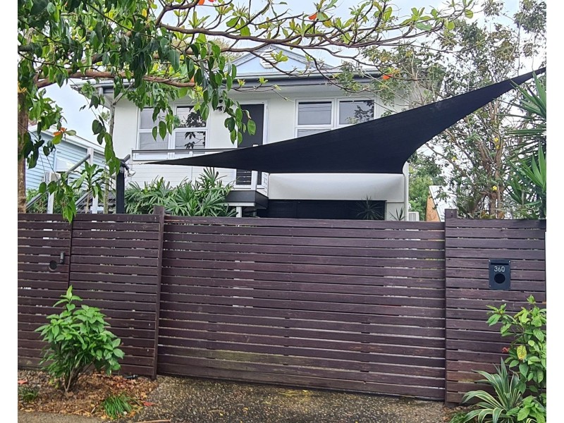 360 McLeod Street, Cairns North QLD 4870