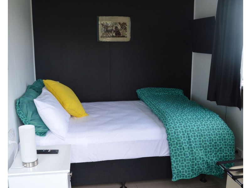 27 Okeefe Street, Cairns North QLD 4870