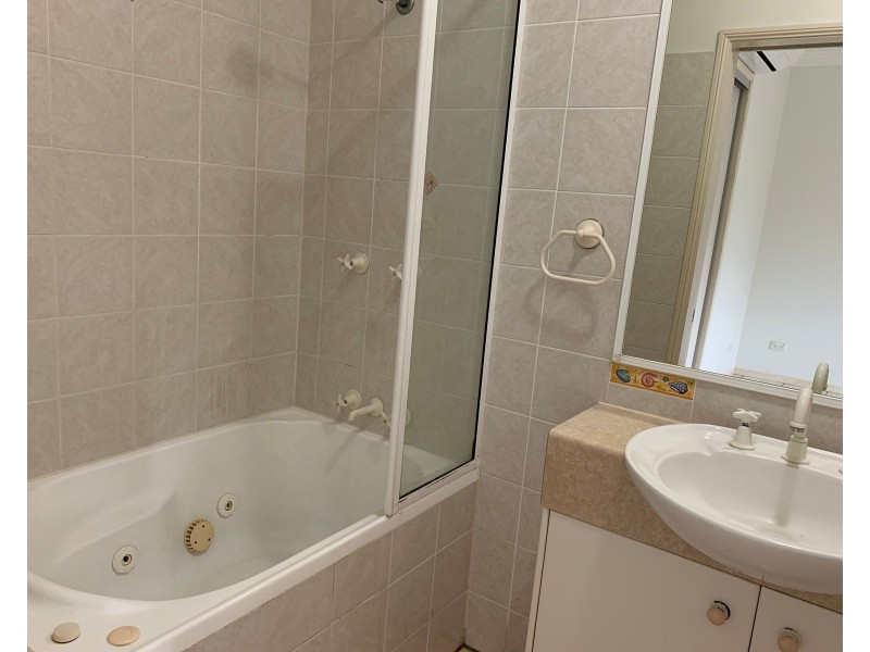 7/178 McLeod Street, Cairns North QLD 4870