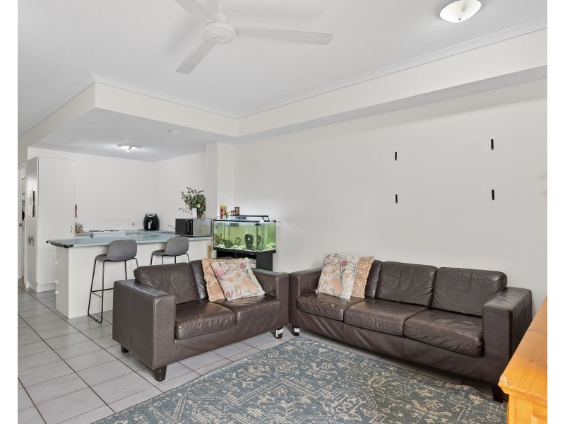 2/38 SPRINGFIELD CRESCENT, Manoora QLD 4870