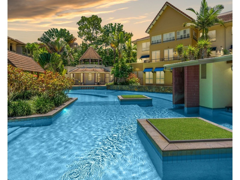 1758/2-10 Greenslopes Street, Cairns North QLD 4870