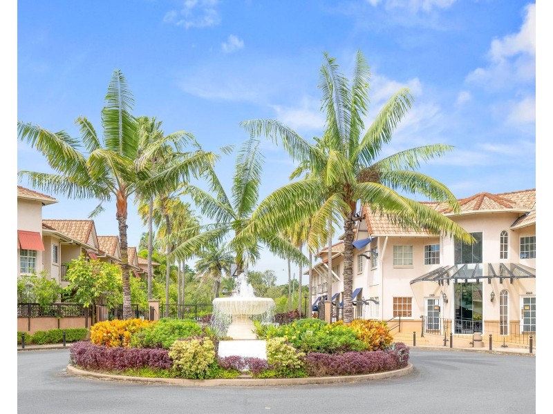 1758/2-10 Greenslopes Street, Cairns North QLD 4870