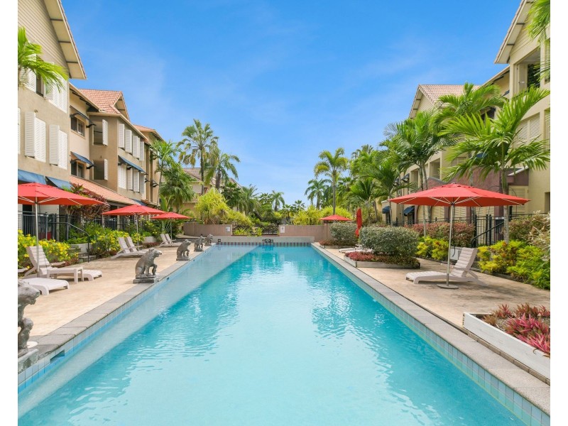 1758/2-10 Greenslopes Street, Cairns North QLD 4870