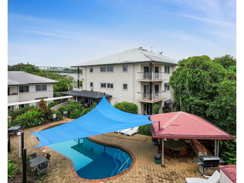 21/670-678 Bruce Highway, Woree QLD 4868