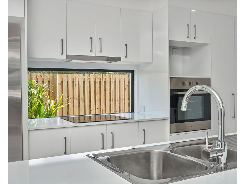 29 Edge Court, Manoora QLD 4870