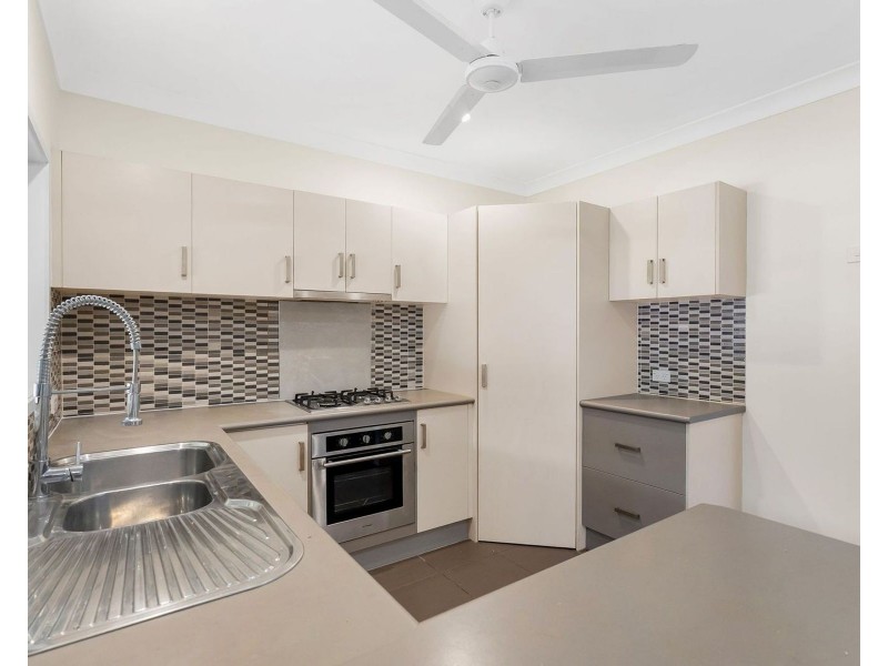 17 Hetherton Street, Smithfield QLD 4878