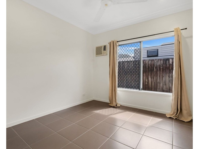 17 Hetherton Street, Smithfield QLD 4878