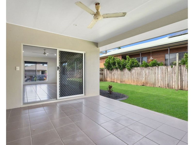 17 Hetherton Street, Smithfield QLD 4878