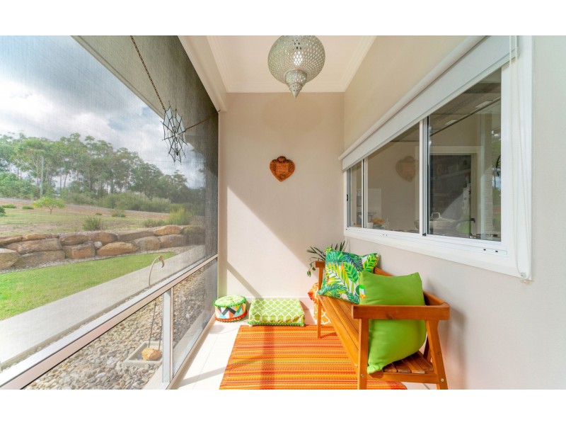 5 Ayre Close, The Pinnacles NSW 2460