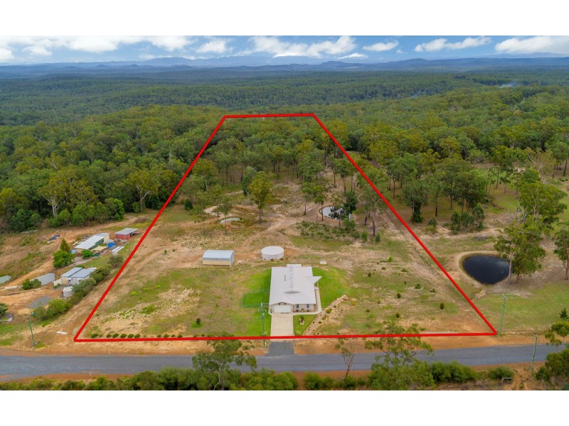 5 Ayre Close, The Pinnacles NSW 2460