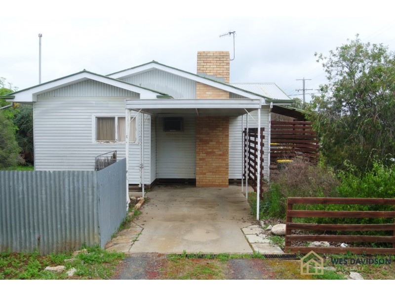 28 Dimboola Road, Nhill VIC 3418