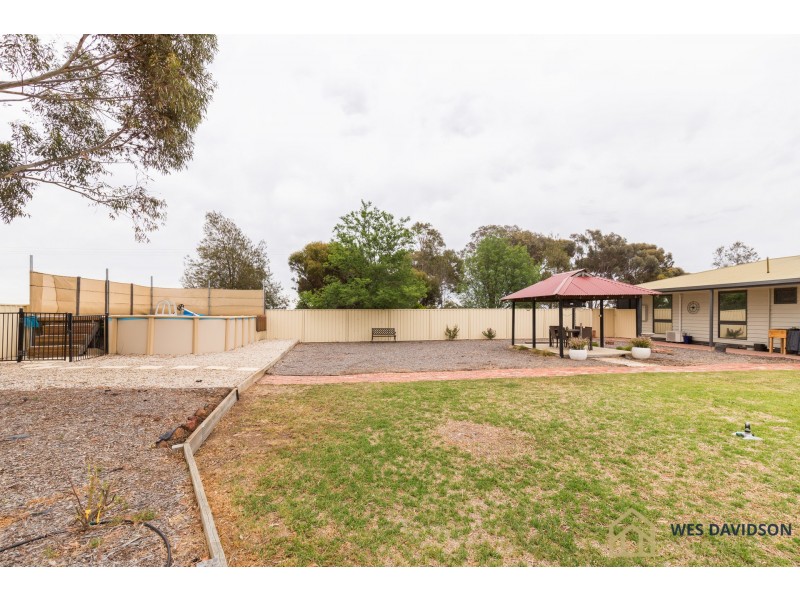 636 Riverside East Road, Riverside VIC 3401