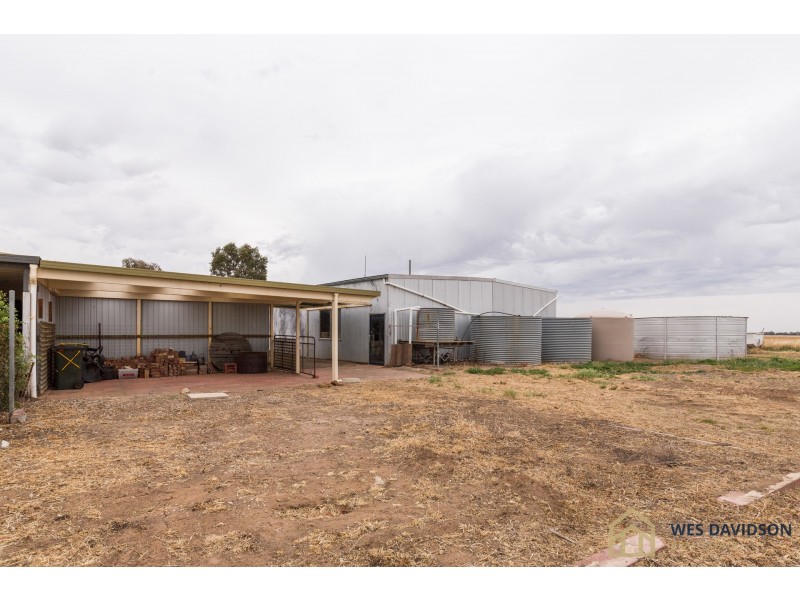 636 Riverside East Road, Riverside VIC 3401
