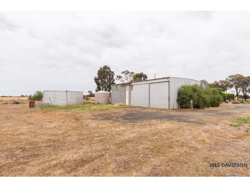 636 Riverside East Road, Riverside VIC 3401