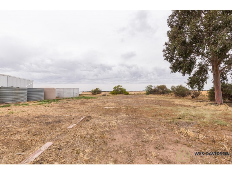 636 Riverside East Road, Riverside VIC 3401