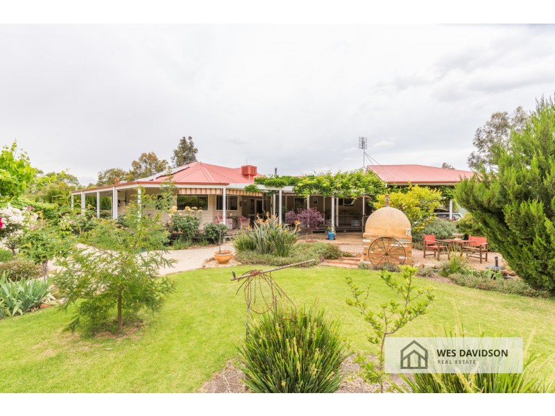 363 Stapledons Road, Dadswells Bridge VIC 3385