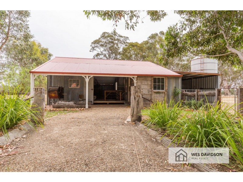 363 Stapledons Road, Dadswells Bridge VIC 3385