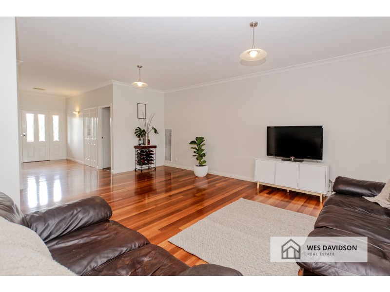 12 MacKenzie Court, Haven VIC 3401