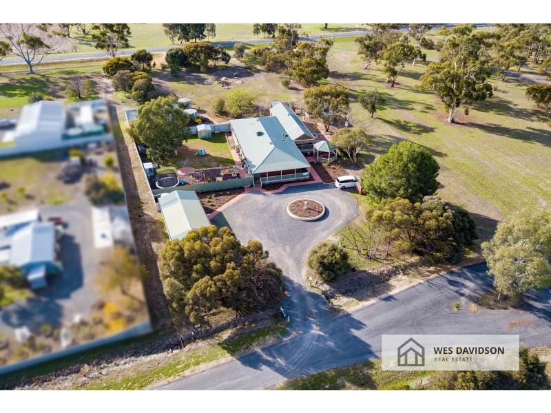 23-25 Comyn Street, Murtoa VIC 3390