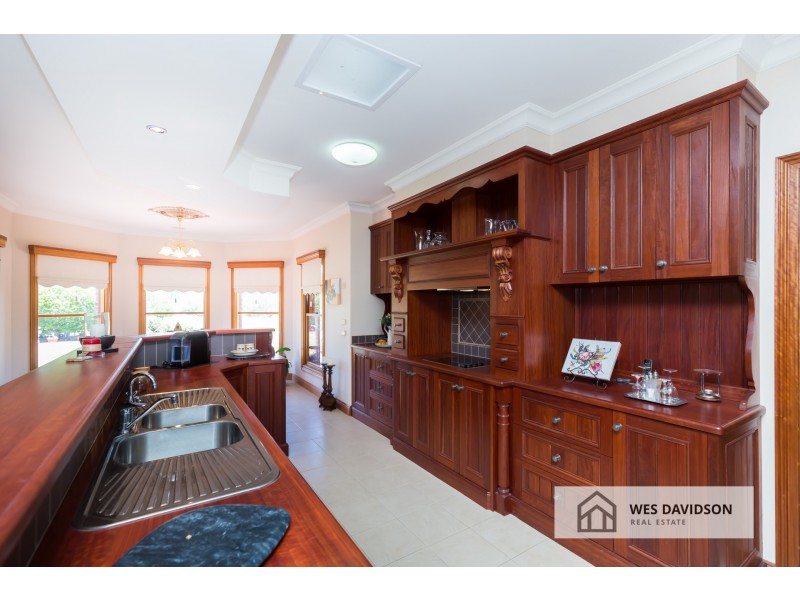 32 Hunts Road, Haven VIC 3401
