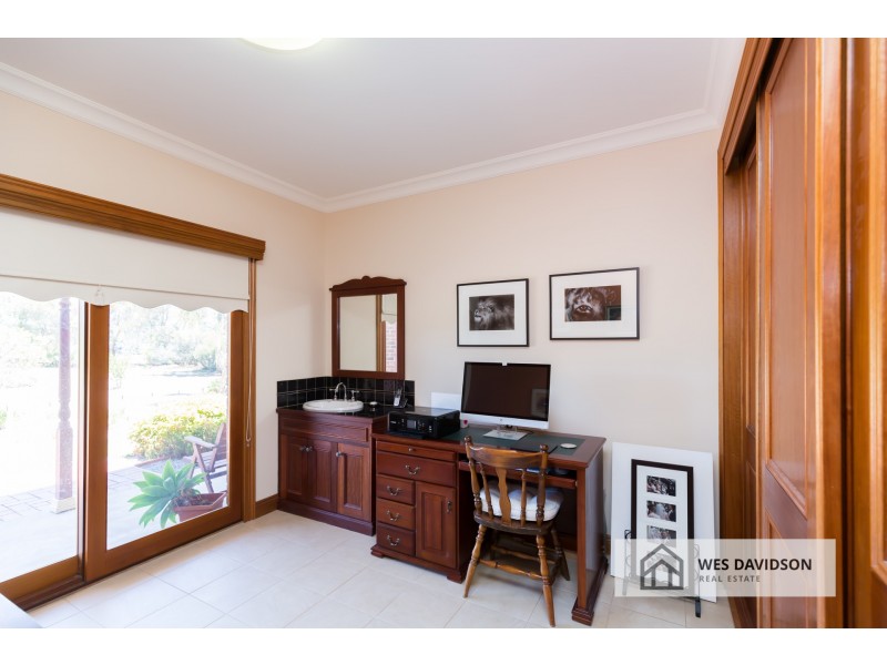32 Hunts Road, Haven VIC 3401