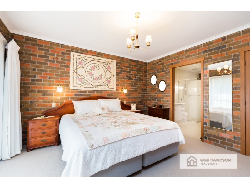 49 Grant Drive, Dooen VIC 3401