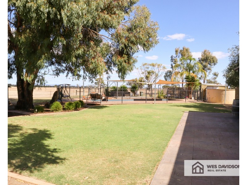 414 Pennys Road, Bungalally VIC 3401