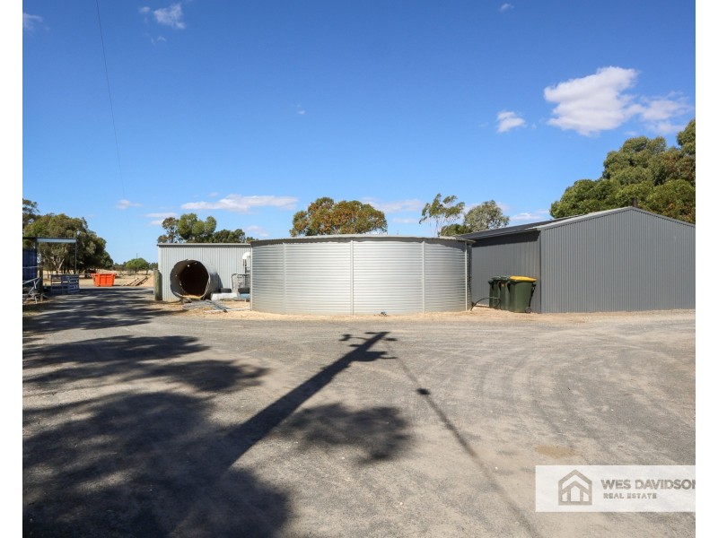 414 Pennys Road, Bungalally VIC 3401