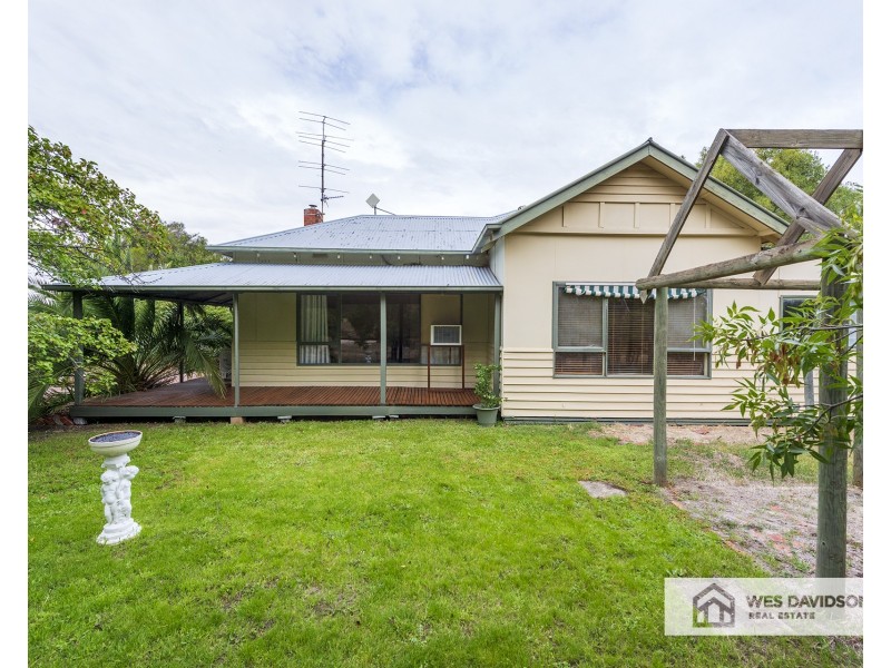 37 Netherway Drive, Quantong VIC 3401