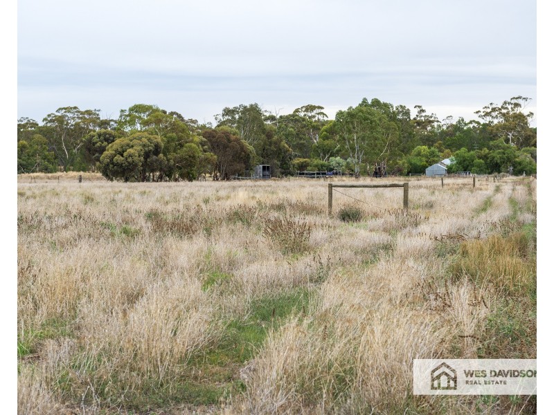 37 Netherway Drive, Quantong VIC 3401