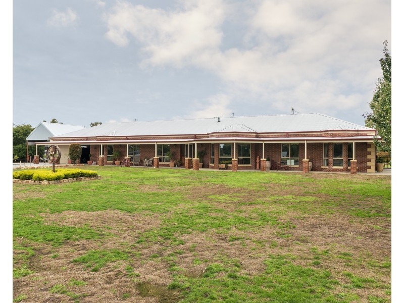 668 Walshs Road, Mckenzie Creek VIC 3401