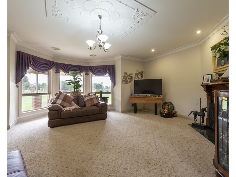 668 Walshs Road, Mckenzie Creek VIC 3401