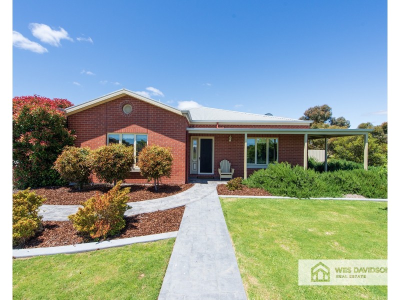 4 Creasey Court, Vectis VIC 3401