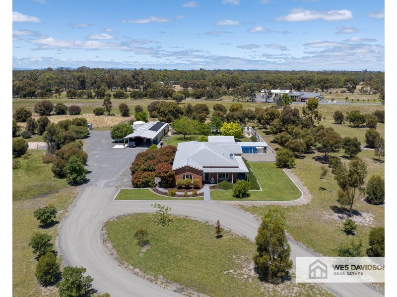 4 Creasey Court, Vectis VIC 3401