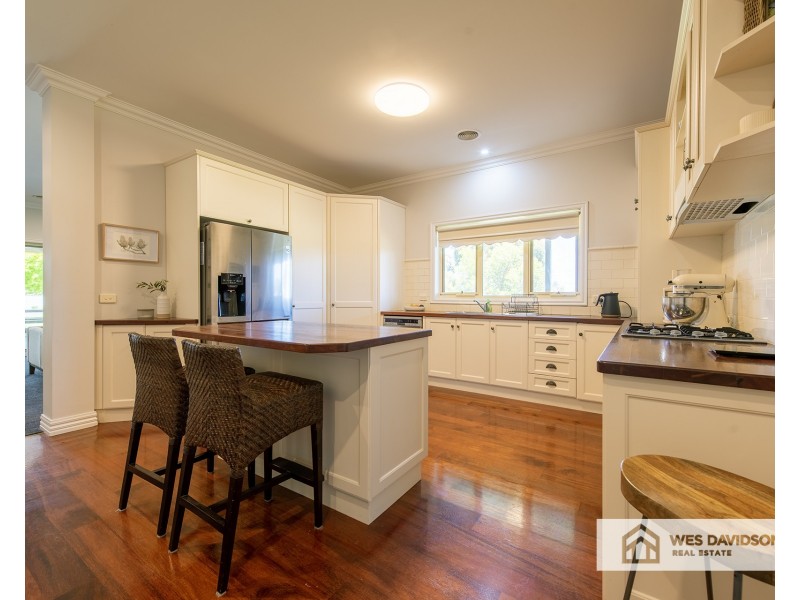 4 Creasey Court, Vectis VIC 3401