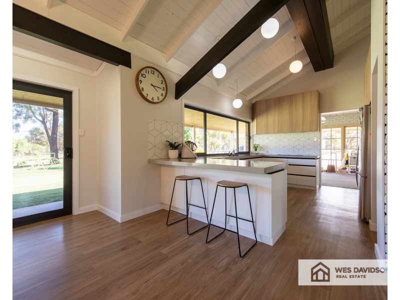 21 Grant Drive, Dooen VIC 3401